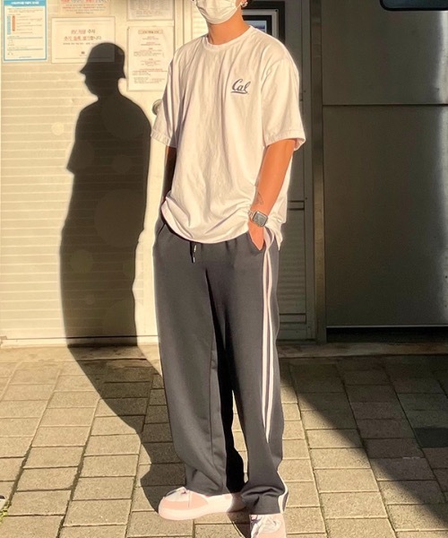 crump（クランプ）の「【crump 】2ライン ワイドトラックパンツ（その他パンツ・レディース・チャコールグレー/ネイビー・SMALL/MEDIUM/LARGE/X-LARGE）」の7枚目の写真