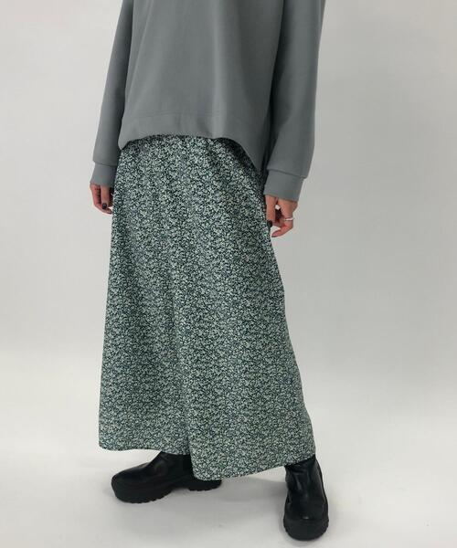 UNITED ARROWS LTD. OUTLET(ユナイテッドアローズアウトレット)の「<A DAY IN THE LIFE>フラワープリント フレアスカート 88(スカート・レディース・マスタード/ブラック/ケリー・FREE)」の2枚目の写真