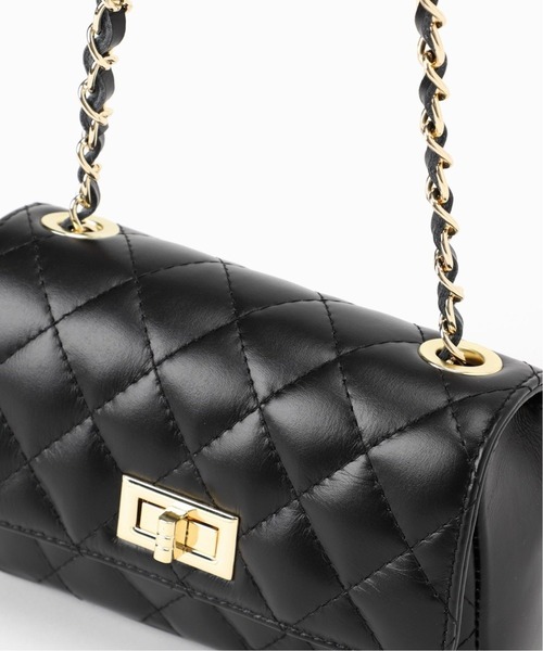La TOTALITE(ラトータリテ)の「《追加2》【MILOS/ミロス】キルティングチェーンBAG◆(ショルダーバッグ・レディース・ベージュ/ブラック・FREE)」の4枚目の写真