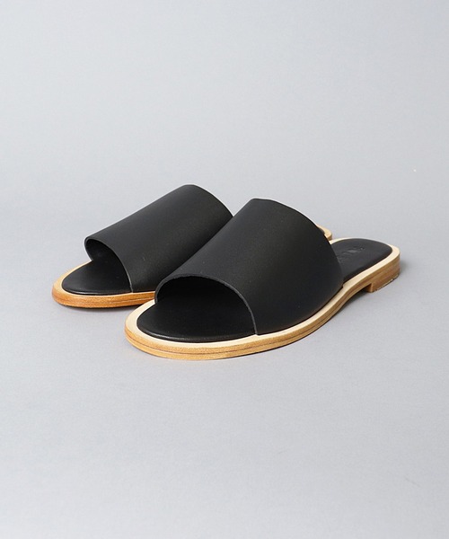 SOL SANA(ソルサナ)の「【 SOLSANA / ソルサナ 】 Tasha Slide Flat Sandals / タシャ スライド フラット サンダル(サンダル・レディース・ブラック/ブラウン・38/36/37)」の16枚目の写真