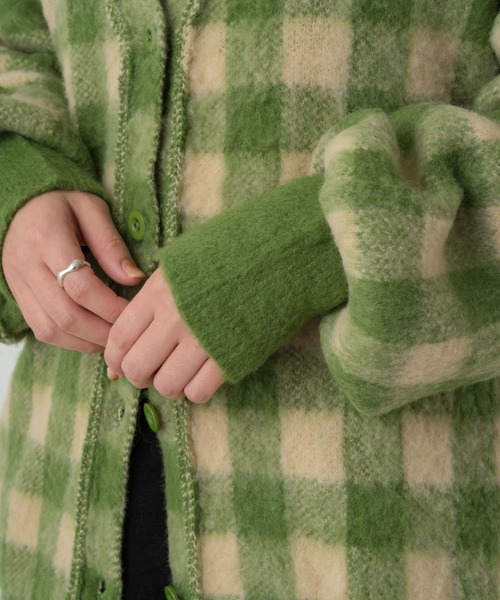 Kastane（カスタネ）の「起毛チェックニットカーデ（カーディガン/ボレロ・レディース・パープル/グリーン・FREE）」の4枚目の写真