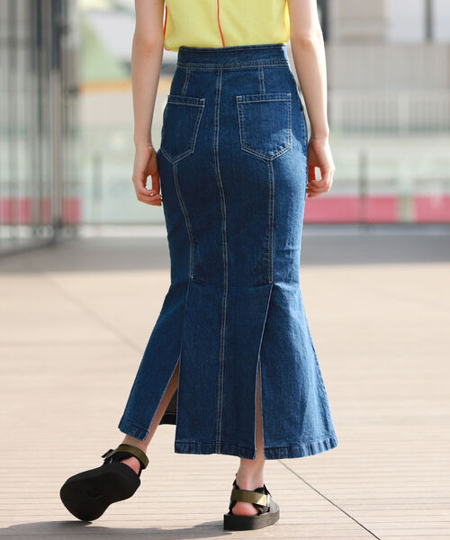 Ray BEAMS（レイビームス）の「Ray BEAMS / デニム マーメイド スカート（スカート・レディース・ブルー系その他4・1/0）」の5枚目の写真