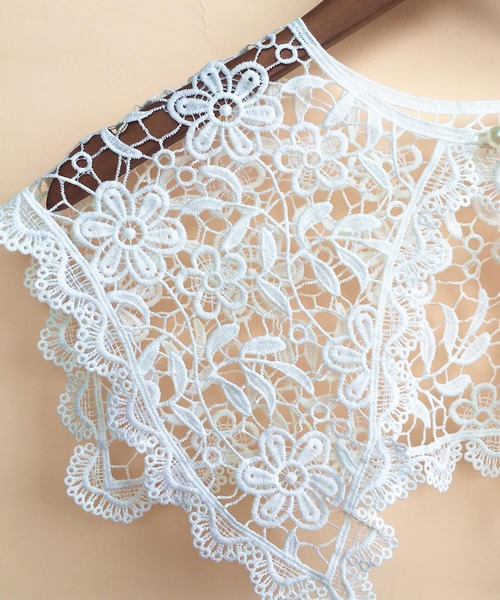 DAY CLOSET（デイ クローゼット）の「レディース フラワークロシェ編みビッグカラー付け襟（付け襟・レディース・ホワイト/ブラック・ONE SIZE）」の13枚目の写真