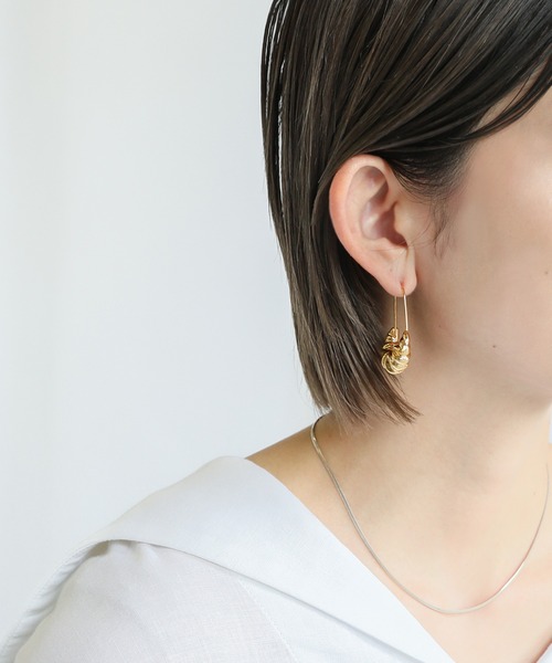 select MOCA（セレクトモカ）の「リンクルピアス（ピアス（両耳用）・レディース・シルバー/ゴールド・FREE）」の6枚目の写真