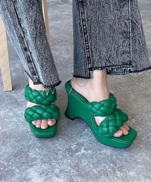 PAGEBOY（ページボーイ）の「プラットフォームサンダル（サンダル・レディース・ブラック/グリーン・MEDIUM/LARGE）」の3枚目の写真