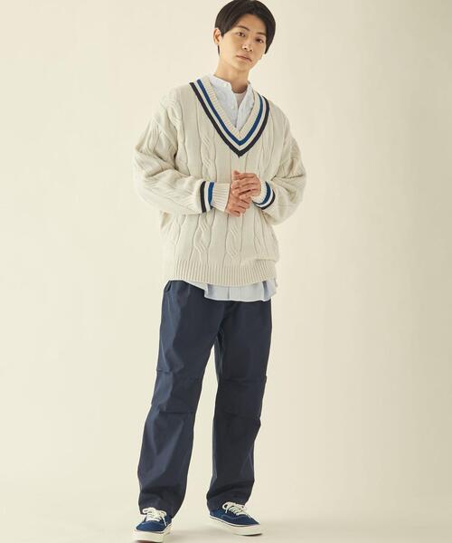 info. BEAUTY&YOUTH（インフォビューティアンドユース）の「【WEB限定】＜info. BEAUTY&YOUTH＞ オーバーサイズ チルデンニット（ニット/セーター・メンズ・ネイビー/オフホワイト/ベージュ/その他1・S/M/L）」の7枚目の写真