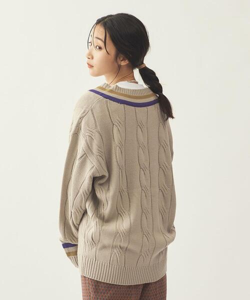 info. BEAUTY&YOUTH（インフォビューティアンドユース）の「【WEB限定】＜info. BEAUTY&YOUTH＞ オーバーサイズ チルデンニット（ニット/セーター・メンズ・ネイビー/オフホワイト/ベージュ/その他1・S/M/L）」の22枚目の写真