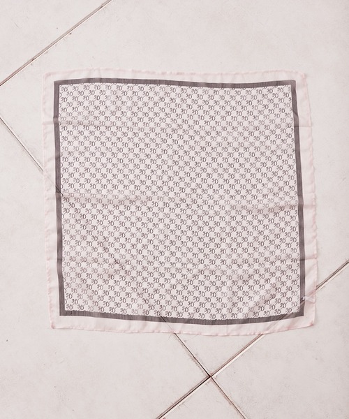 Chico（チコ）の「【新色追加】モノグラムスカーフ（バンダナ/スカーフ・レディース・ブラック/ベージュ/ピンク・FREE）」の11枚目の写真