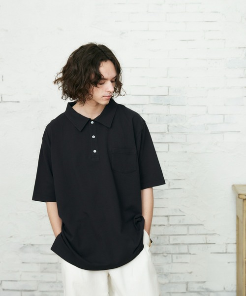 CASPER JOHN（キャスパージョン）の「リラックスポロシャツ（ポロシャツ・メンズ・ホワイト/ブラック・マルチサイズ）」の2枚目の写真