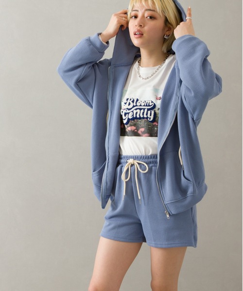 SpRay(スプレイ)の「フォトサガラロングTシャツ(Tシャツ/カットソー・レディース・ブルー/ブラック/オートミール/オフホワイト・FREE)」の10枚目の写真