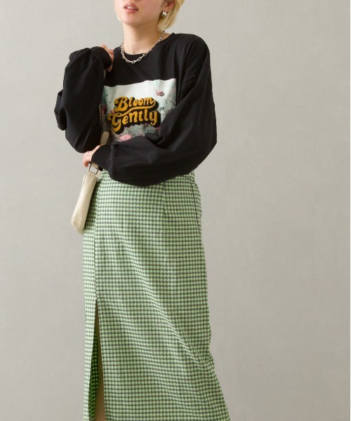 SpRay(スプレイ)の「フォトサガラロングTシャツ(Tシャツ/カットソー・レディース・ブルー/ブラック/オートミール/オフホワイト・FREE)」の15枚目の写真