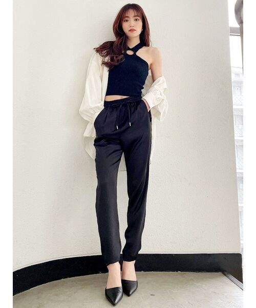 GYDA（ジェイダ）の「サテンテーパードパンツ（その他パンツ・レディース・ブラック/その他1・FREE）」の13枚目の写真