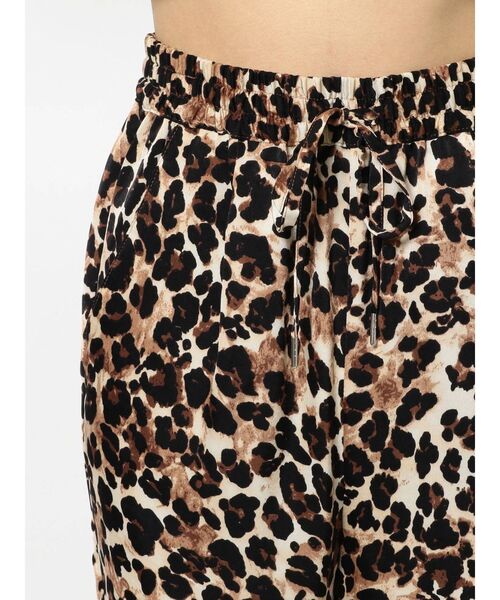 GYDA（ジェイダ）の「サテンテーパードパンツ（その他パンツ・レディース・ブラック/その他1・FREE）」の21枚目の写真