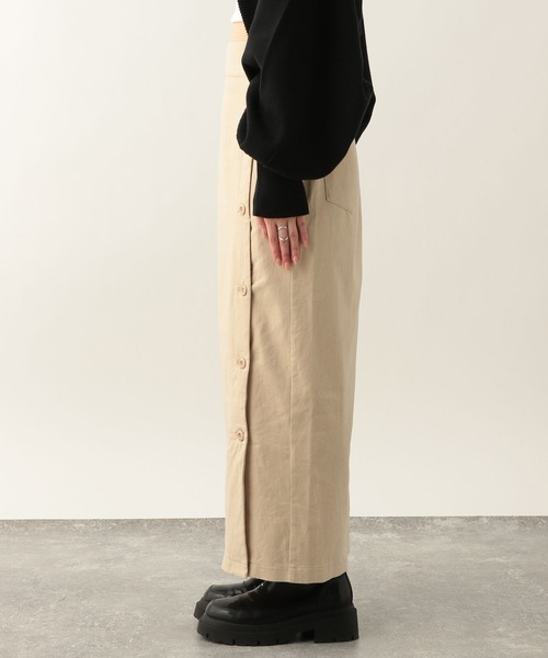 Heather（ヘザー）の「フロントボタンスリットナロースカート