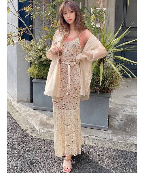 RESEXXY(リゼクシー)の「透かし編みキャミワンピースSET(ワンピース・レディース・ブラック/ベージュ/ブラウン・FREE)」の11枚目の写真