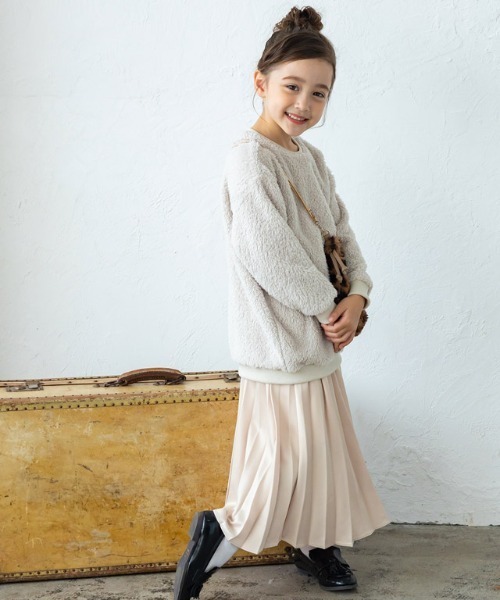 lulpini（ルルピー二）の「kids サテンプリーツスカート（スカート・キッズ・イエロー/ブルー/アイボリー・S/M/L）」の2枚目の写真