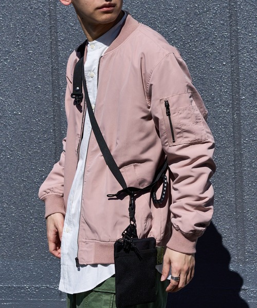 DISCOAT（ディスコート）の「カラーMA-1（MA-1・メンズ・ブラック/ベージュ/カーキ/サックスブルー/ピンク・MEDIUM/LARGE/X-LARGE）」の10枚目の写真