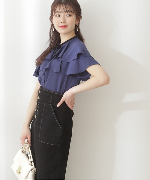 PROPORTION BODY DRESSING(プロポーションボディドレッシング)の「【美人百花5月号掲載 宇垣美里さん着用商品】ケープボウタイブラウス / 1212110410(シャツ/ブラウス・レディース・ホワイト系その他/ネイビー/パープル・MEDIUM/SMALL)」の3枚目の写真