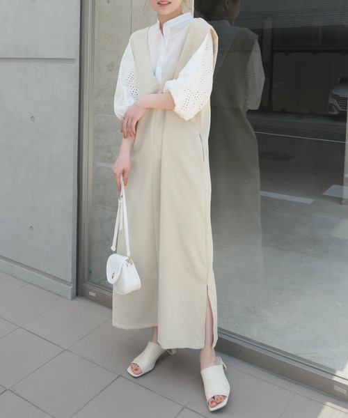 CORNERS（コーナーズ）の「2wayディープVネックワンピース（ジャンパースカート・レディース・ブラック/ベージュ系その他・M/L）」の3枚目の写真