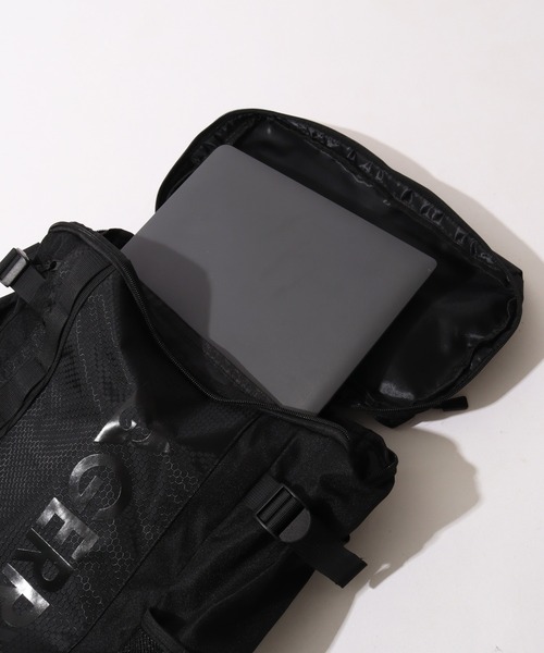 GERRY（ジェリー）の「【GERRY/ジェリー】ボックス型バックパック（レインカバー付き）（バックパック/リュック・メンズ・ブラック×グレー/ブラック×ブラック/ブラック系その他・FREE）」の10枚目の写真