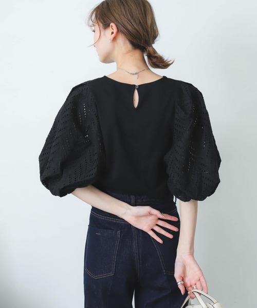 SENSE OF PLACE by URBAN RESEARCH（センスオブプレイスバイアーバンリサーチ）の「レースドッキングトップ（Tシャツ/カットソー・レディース・ライトブルー/ブラック/オフホワイト・ONE）」の5枚目の写真