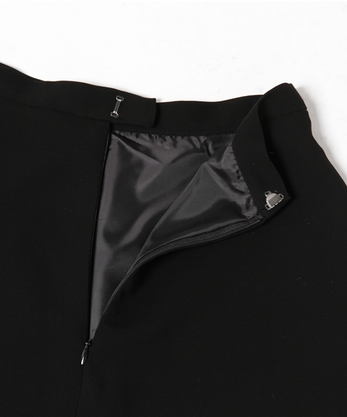 LIMITLESS LUXURY（リミットレスラグジュアリー）の「ダブルクロスフレアスカート。（スカート・レディース・ブラック系その他/ホワイト/ピンク・36/38）」の10枚目の写真