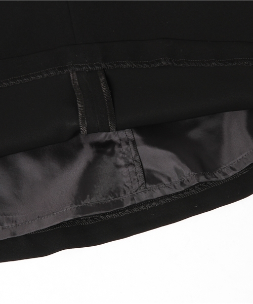 LIMITLESS LUXURY（リミットレスラグジュアリー）の「ダブルクロスフレアスカート。（スカート・レディース・ブラック系その他/ホワイト/ピンク・36/38）」の11枚目の写真