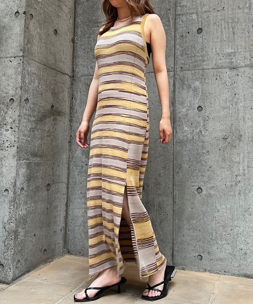 BACK CROSS RIB SLIT GRADATION ONEPIECE