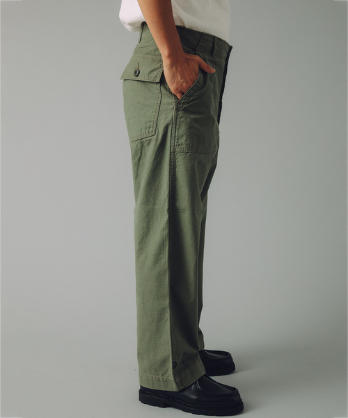 JOURNAL STANDARD(ジャーナルスタンダード)の「【VSシリーズ】 バックサテンベイカー REG パンツ(カーゴパンツ・メンズ・カーキ・LARGE/MEDIUM)」の11枚目の写真