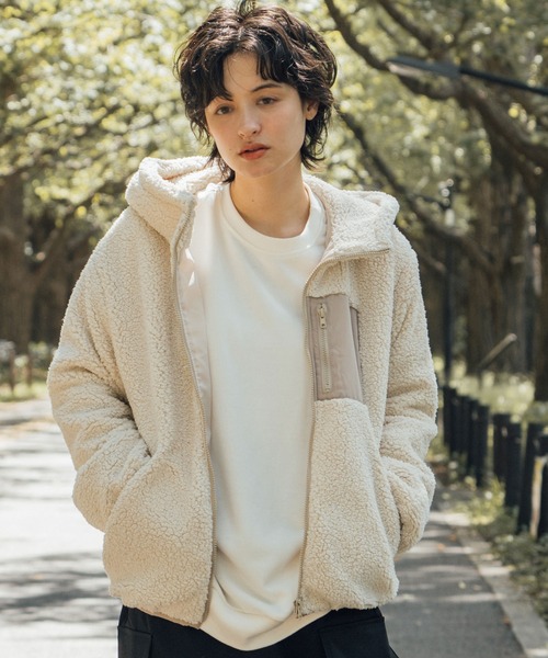 OUTDOOR PRODUCTS(アウトドアプロダクツ)の「【OUTDOOR PRODUCTS/アウトドアプロダクツ】ボアフードブルゾン パーカー モコモコ ビッグシルエット(パーカー・レディース・ブラック/ベージュ/ライトブラウン/アイボリー・MEDIUM)」の4枚目の写真