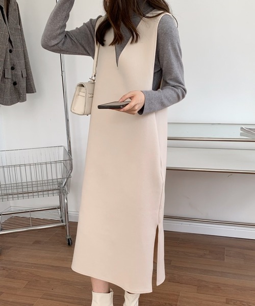 ECLIN（エクラン）の「メルトンサイドスリットVネックジャンパースカート（ジャンパースカート・レディース・アイボリー/ブラウン/カーキ/ベージュ/ブラック・FREE）」の20枚目の写真