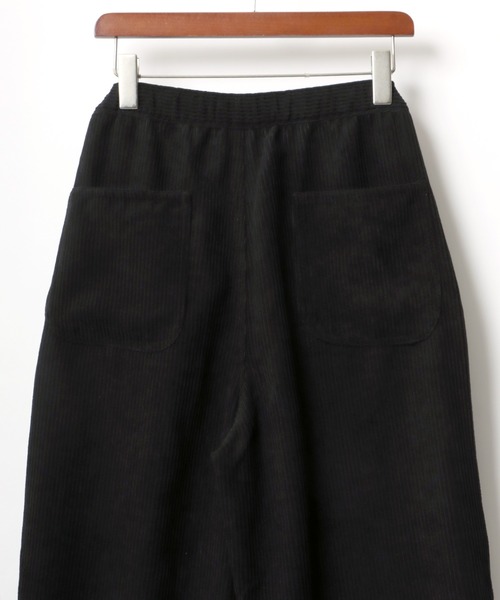 Lazar（ラザル）の「Wide silhouette Corduroy Balloon Pants/セットアップ対応 ワイドシルエット コーデュロイ バルーンパンツ/イージーパンツ（チノパンツ・メンズ・ブラック/ブラウン/カーキ/アイボリー・LL/L/M）」の15枚目の写真