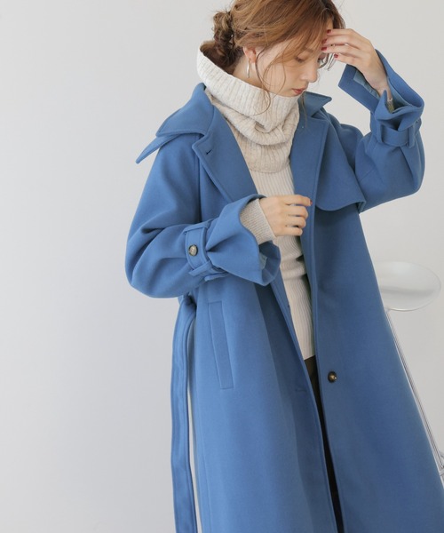 frames RAY CASSIN(フレームスレイカズン)の「yun_wearコラボ ウールライクスタンドカラーフラップコート WEB限定(トレンチコート・レディース・オレンジ/ブルー/オートミール/キャメル・FREE)」の2枚目の写真