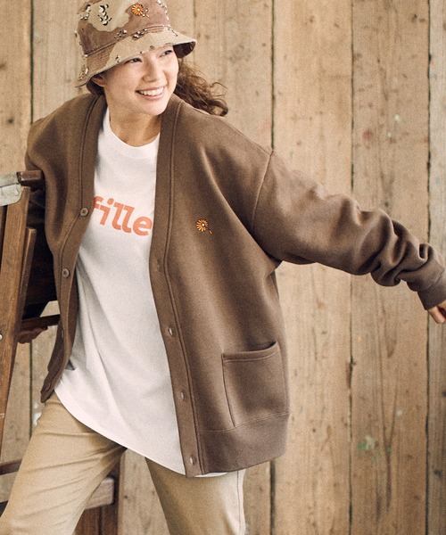 UN-FILLED(アンフィルド)の「mcg3135-Gerbera one point stitched Cardigan カーディガン(カーディガン/ボレロ・メンズ・ブラウン/ブラック/グリーン・XL/L/M)」の3枚目の写真