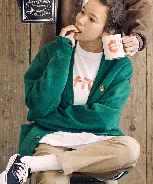 UN-FILLED(アンフィルド)の「mcg3135-Gerbera one point stitched Cardigan カーディガン(カーディガン/ボレロ・メンズ・ブラウン/ブラック/グリーン・XL/L/M)」の1枚目の写真