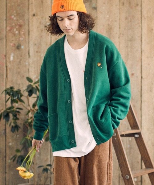 UN-FILLED(アンフィルド)の「mcg3135-Gerbera one point stitched Cardigan カーディガン(カーディガン/ボレロ・メンズ・ブラウン/ブラック/グリーン・XL/L/M)」の4枚目の写真