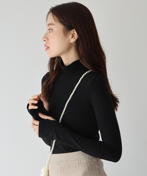 BLUEEAST（ブルーイースト）の「サムホールタートルネックカットソー（Tシャツ/カットソー・レディース・ホワイト/ブラック/ベージュ/ブラウン/ピンク/ブルー/ボルドー・MEDIUM）」の20枚目の写真