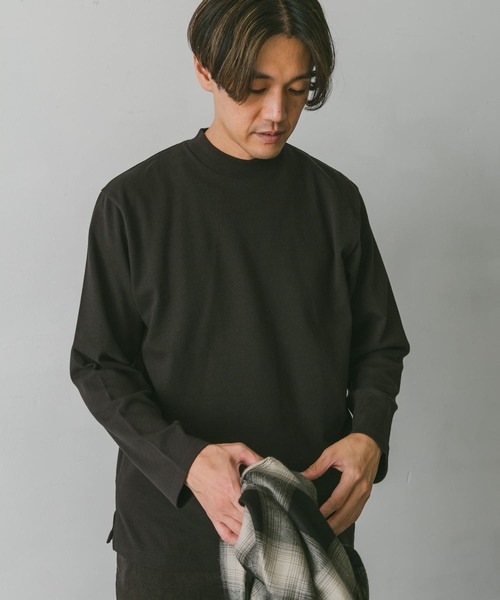 URBAN RESEARCH DOORS（アーバンリサーチドアーズ）の「モックネックロングスリーブTシャツ（Tシャツ/カットソー・メンズ・ブラウン/ホワイト/ブラック・MEDIUM/LARGE）」の19枚目の写真