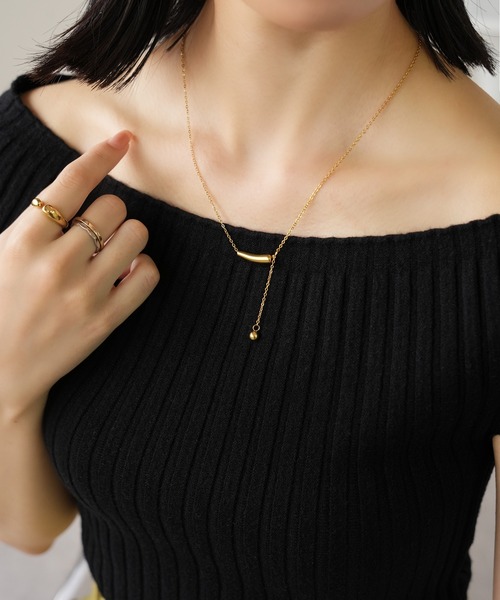 IAMUSE(アイアミューズ)の「金属アレルギー対応 ドロップモチーフボールトップネックレス S0835【IAMUSE】(ネックレス・レディース・シルバー/ゴールド・FREE)」の2枚目の写真