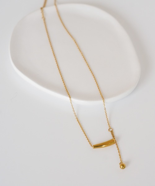 IAMUSE(アイアミューズ)の「金属アレルギー対応 ドロップモチーフボールトップネックレス S0835【IAMUSE】(ネックレス・レディース・シルバー/ゴールド・FREE)」の3枚目の写真
