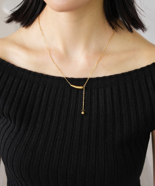 IAMUSE(アイアミューズ)の「金属アレルギー対応 ドロップモチーフボールトップネックレス S0835【IAMUSE】(ネックレス・レディース・シルバー/ゴールド・FREE)」の4枚目の写真