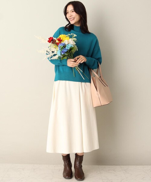 ITS'DEMO(イッツデモ)の「【洗濯機OK/吸湿発熱/網目しっかりミラノリブ】リブハイネックニット(ニット/セーター・レディース・オフホワイト/ブルー/ブラック/イエロー・00)」の3枚目の写真