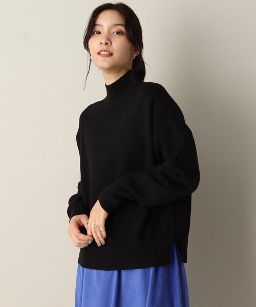 ITS'DEMO(イッツデモ)の「【洗濯機OK/吸湿発熱/網目しっかりミラノリブ】リブハイネックニット(ニット/セーター・レディース・オフホワイト/ブルー/ブラック/イエロー・00)」の1枚目の写真