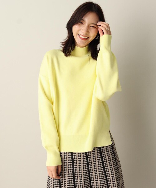 ITS'DEMO(イッツデモ)の「【洗濯機OK/吸湿発熱/網目しっかりミラノリブ】リブハイネックニット(ニット/セーター・レディース・オフホワイト/ブルー/ブラック/イエロー・00)」の20枚目の写真