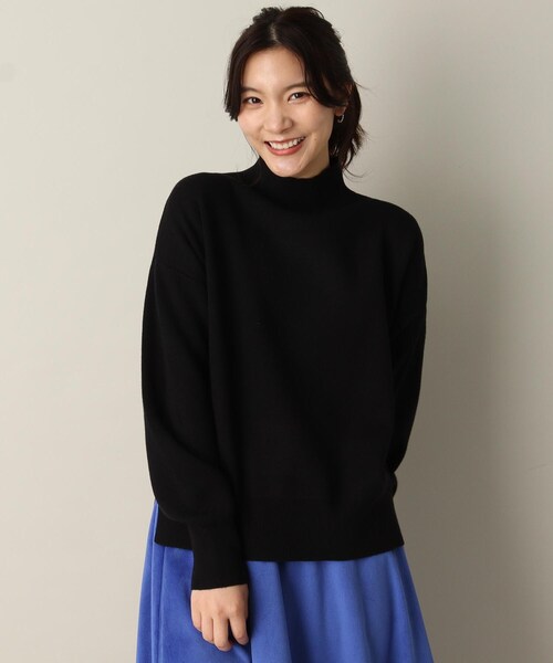 ITS'DEMO(イッツデモ)の「【洗濯機OK/吸湿発熱/網目しっかりミラノリブ】リブハイネックニット(ニット/セーター・レディース・オフホワイト/ブルー/ブラック/イエロー・00)」の7枚目の写真