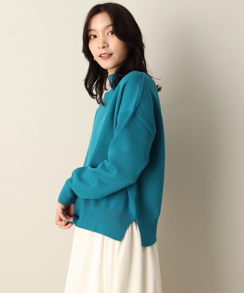 ITS'DEMO(イッツデモ)の「【洗濯機OK/吸湿発熱/網目しっかりミラノリブ】リブハイネックニット(ニット/セーター・レディース・オフホワイト/ブルー/ブラック/イエロー・00)」の10枚目の写真