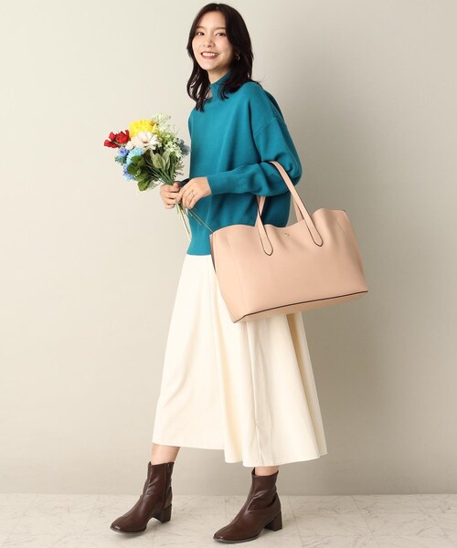 ITS'DEMO(イッツデモ)の「【洗濯機OK/吸湿発熱/網目しっかりミラノリブ】リブハイネックニット(ニット/セーター・レディース・オフホワイト/ブルー/ブラック/イエロー・00)」の13枚目の写真