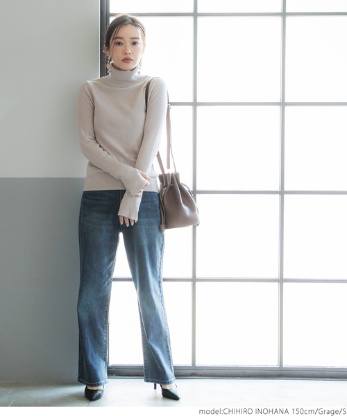 coca（coca）（コカ）の「中肉厚タートルネックリブニット（ニット/セーター・レディース・グレイッシュベージュ/ブラック・S/M/L）」の8枚目の写真