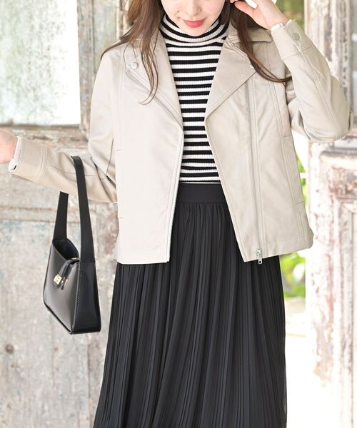 rps（アールピーエス）の「ダブルライダースジャケット（ライダースジャケット・レディース・アイボリー/ブラック・M/フリー）」の7枚目の写真