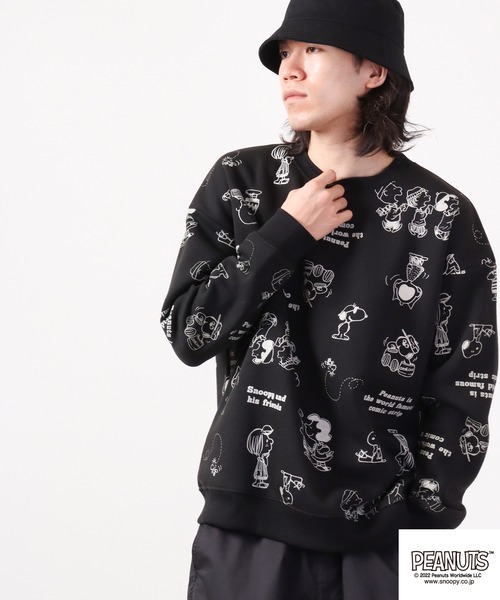 PEANUTS（ピーナッツ）の「PEANUTS スヌーピー ドロップショルダー  総柄 スウェットトレーナー（スウェット・レディース・オートミール/ブルーグレー/ブラック・L/M/LL）」の4枚目の写真